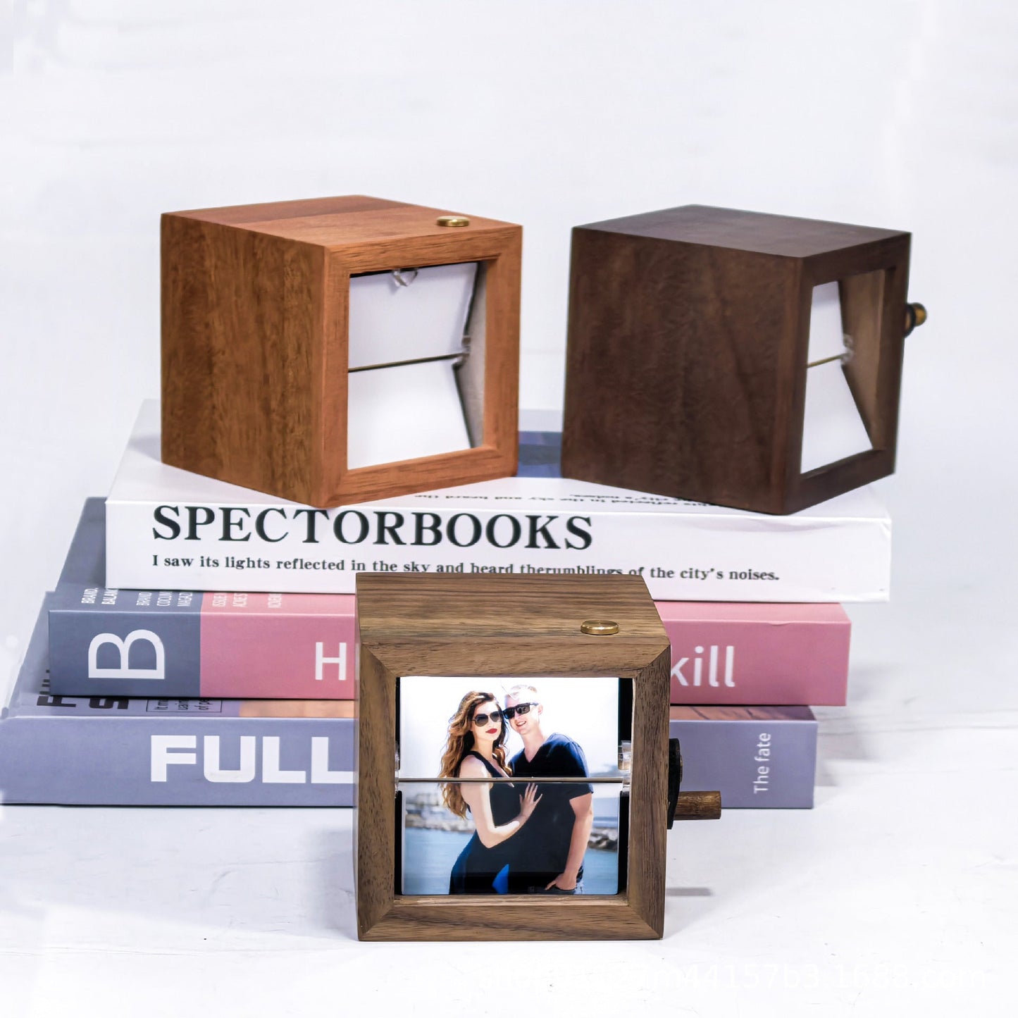 💖Flip Photo Box – Customizable Memory Album💖