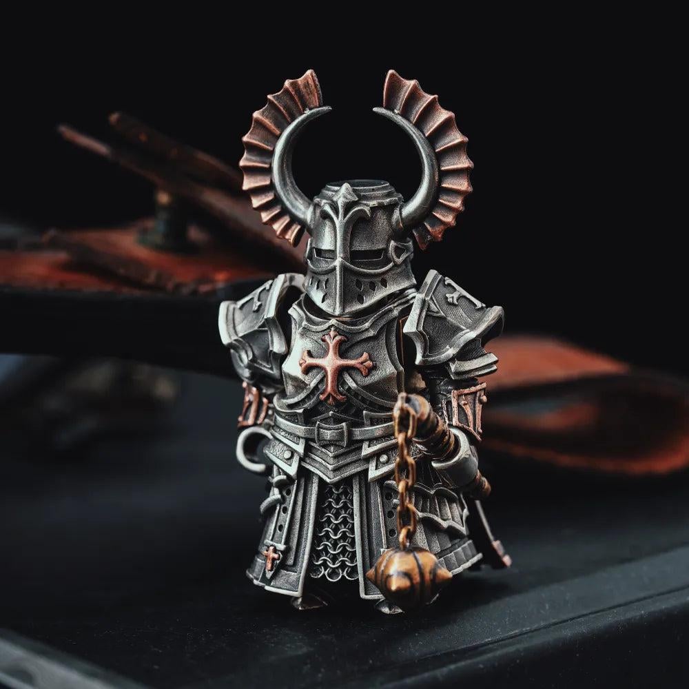 🔥2025 NEW ARRIVAL🔥Medieval Knight Metal Statue (Magnetic Detachable)