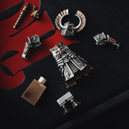 🔥2025 NEW ARRIVAL🔥Medieval Knight Metal Statue (Magnetic Detachable)