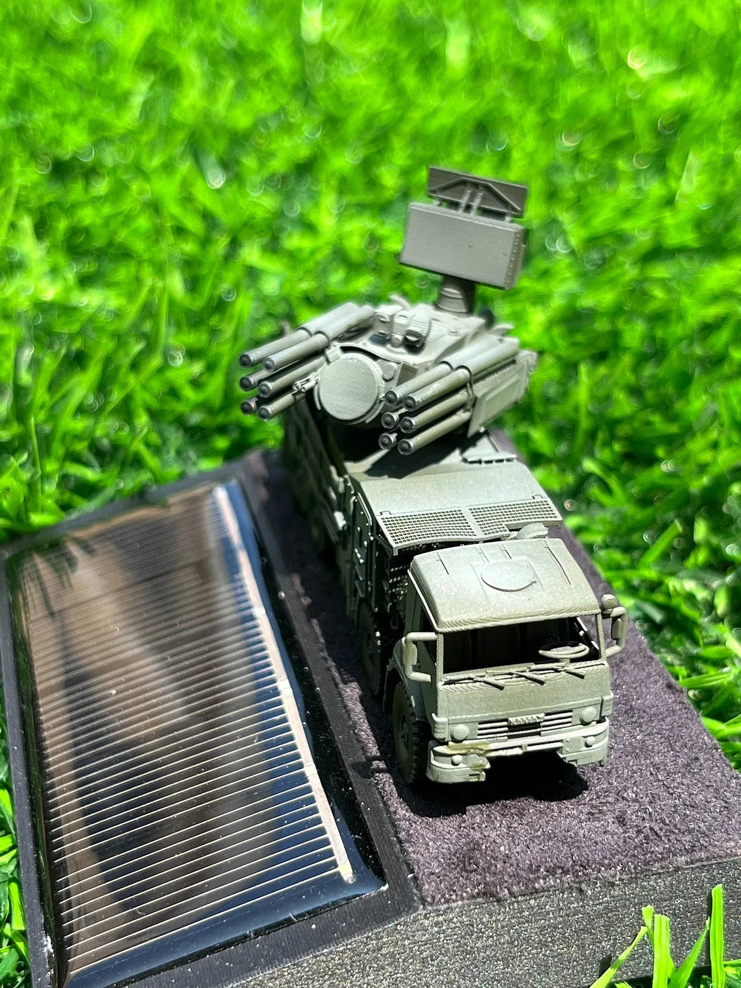 🔥Black Friday Sale 🔥1:144 Pantsir S1 Air Defense System Solar Ornament Model