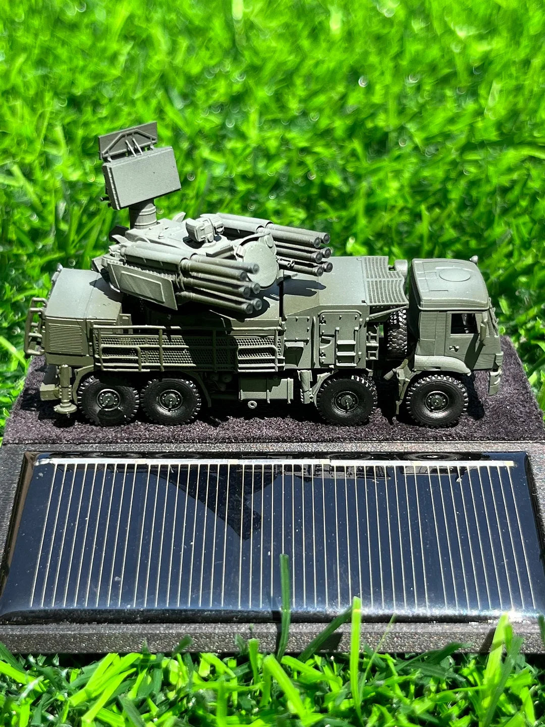 🔥Black Friday Sale 🔥1:144 Pantsir S1 Air Defense System Solar Ornament Model